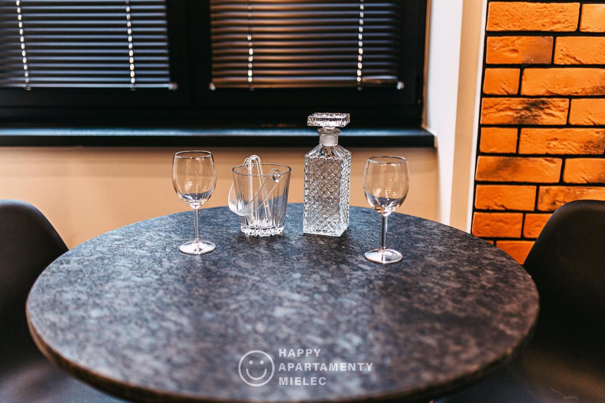 Happy Nest - Apartamentyhappy Pl Mielec Extérieur photo